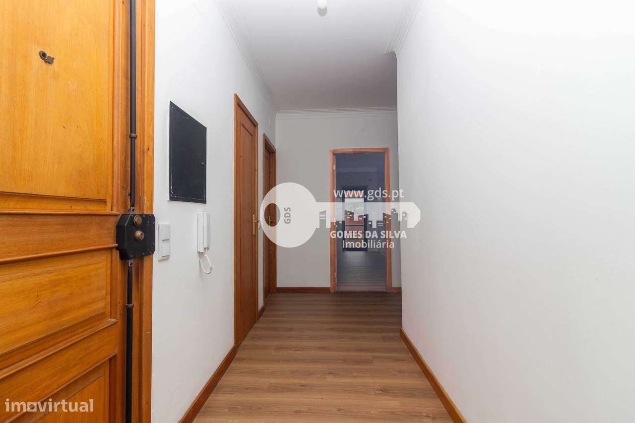 Apartamento T3 c/ suite na Rua Américo F. Carvalho - Grande imagem: 5/25