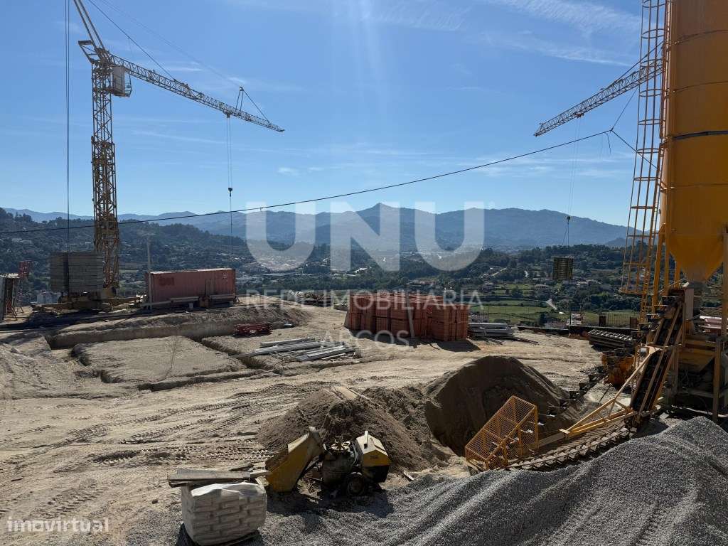 Moradia em Banda - Panoramic Garden - Guilhadeses - Grande imagem: 4/14