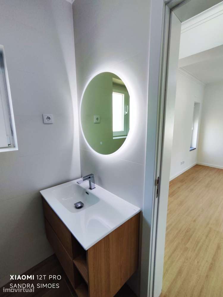 Moradia Independente V3/4 c/ Piscina de Água Salgada  Qtª de Valadares-51