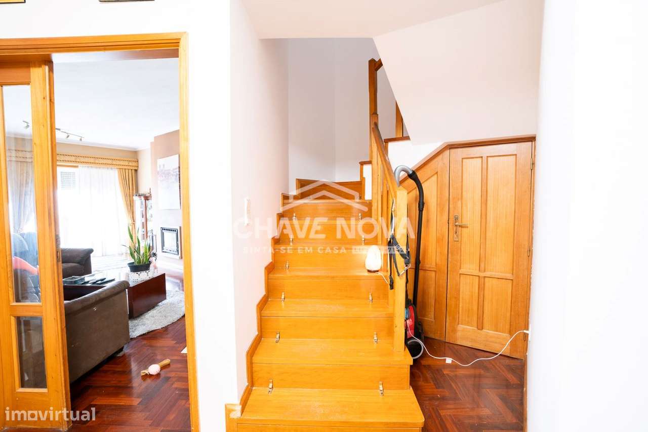 T4 duplex em condomínio fechado próximo Avenida da Républica, Gaia-13