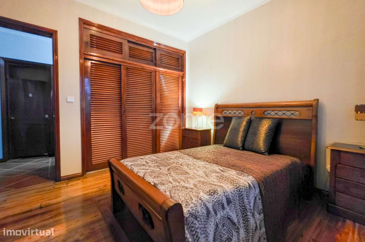 Moradia T4+1 na Ilha do Pico com Terraço Panorâmico e Vista Mar-18