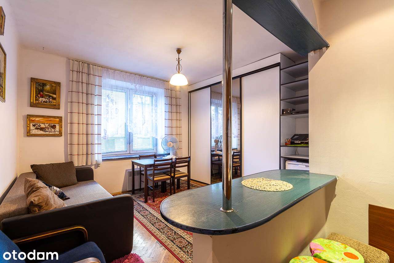 Kawalerka na satrym mieście-2