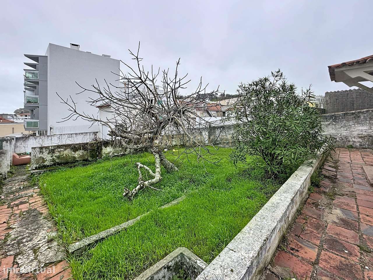 Moradia e Terreno Urbano - Nazaré-6