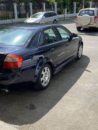 Audi A4 1.9 TDI - 8