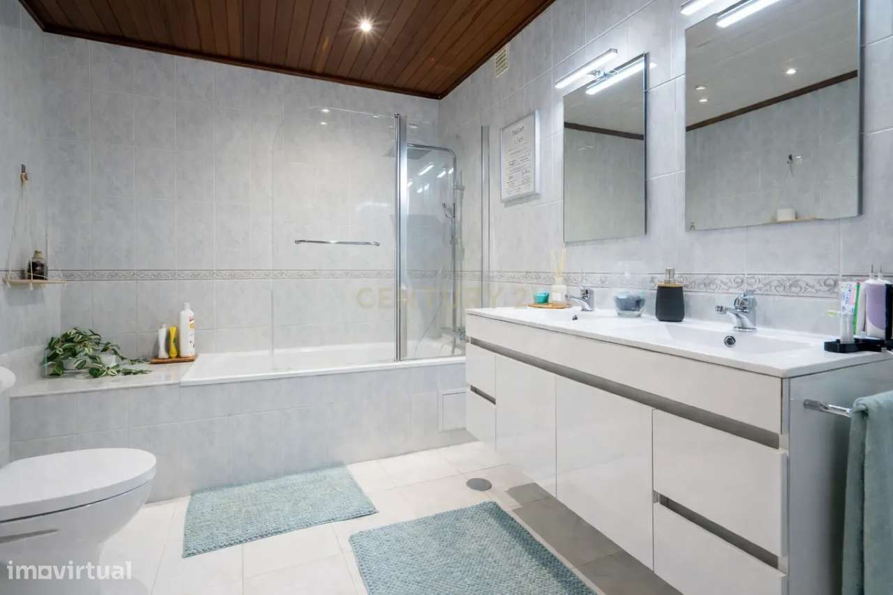 Apartamento T3 no centro da vila da Lousã-13