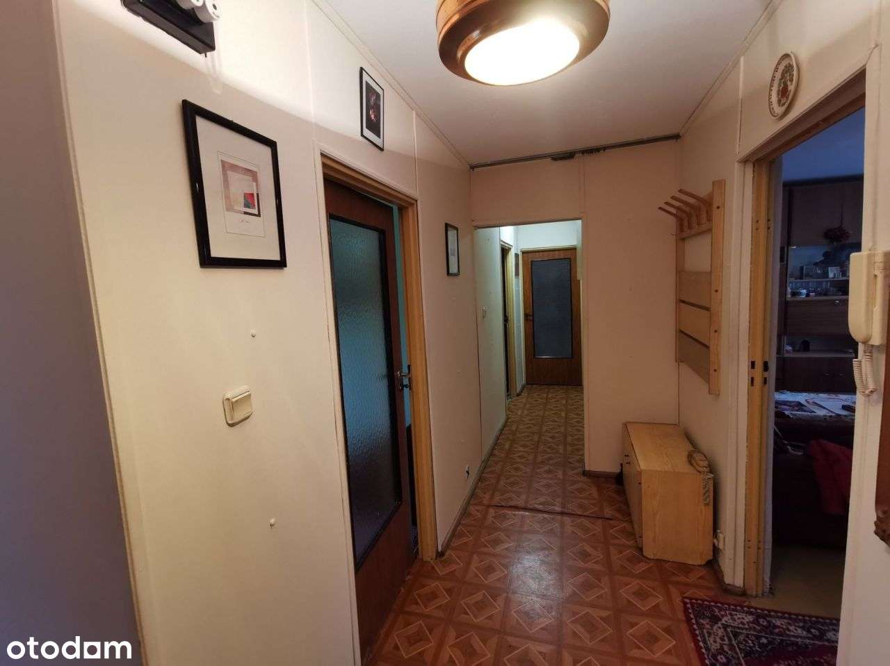 Mieszkanie 4-pok., I piętro, 2 piwnice- Złotów (ce-14