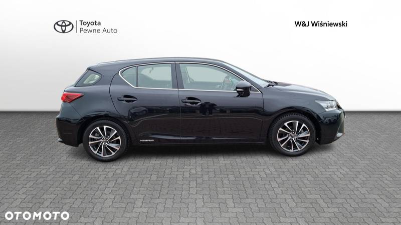 Lexus CT - 3