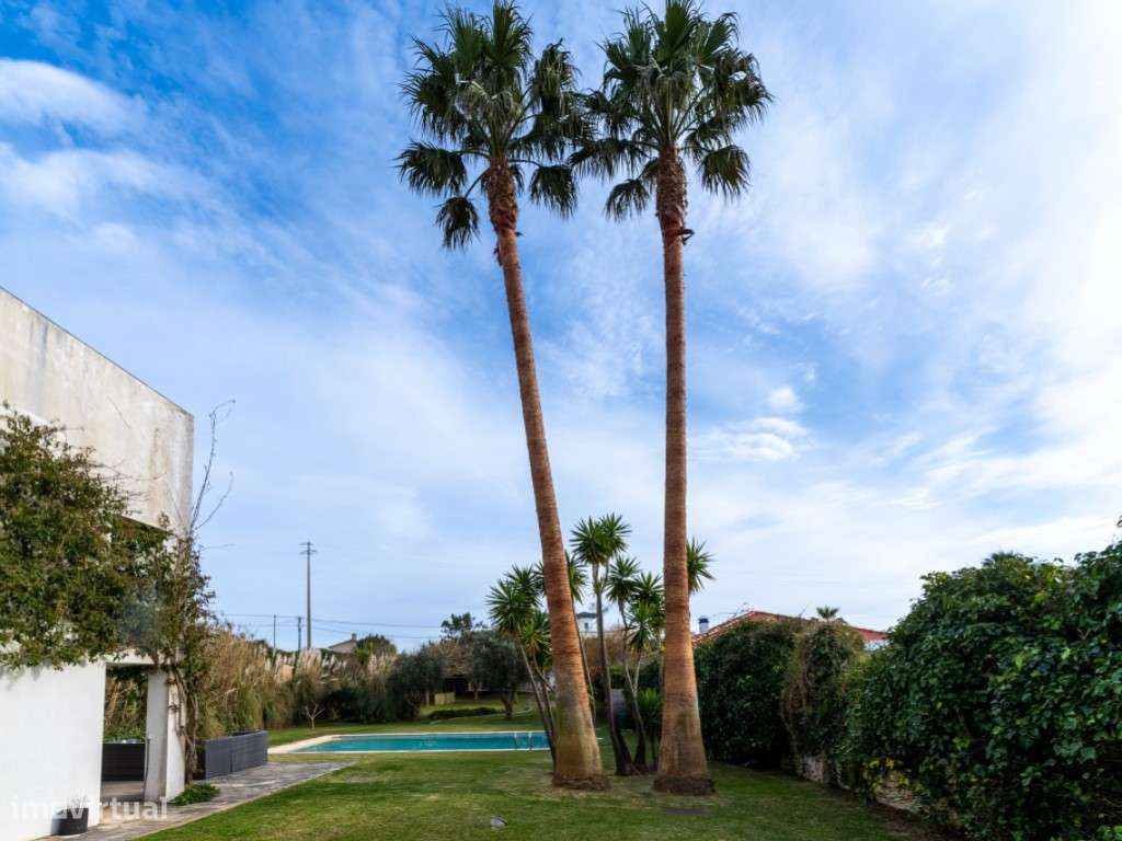 Fantástica moradia situada em Venda Nova- São Martinho do Porto-52