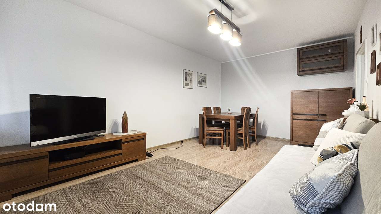 Zaspa, 2 pokoje z osobną kuchnią-0