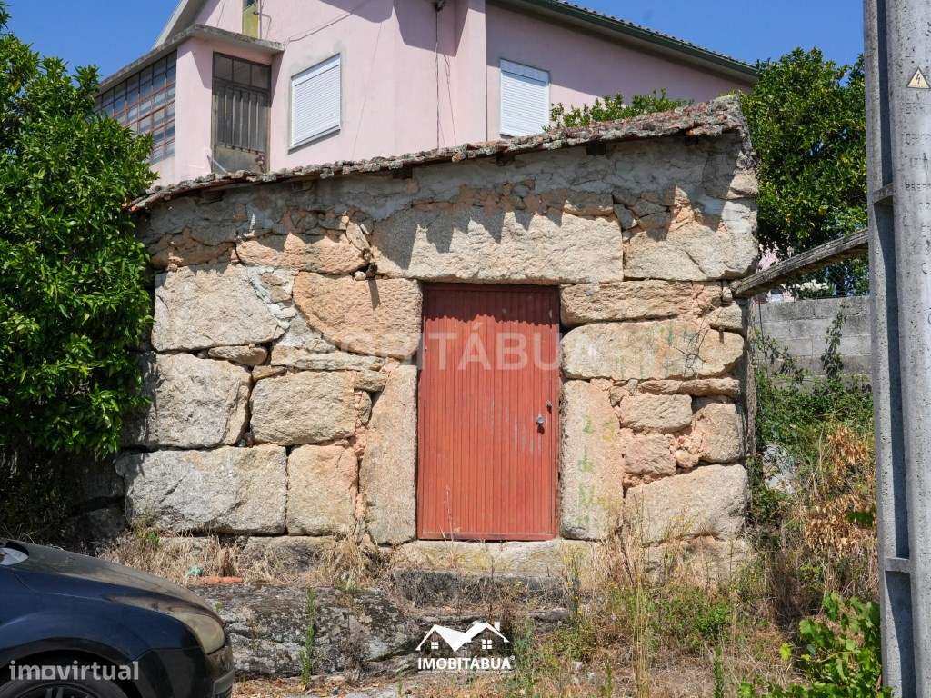 Casa Rústica T3 para recuperação-12