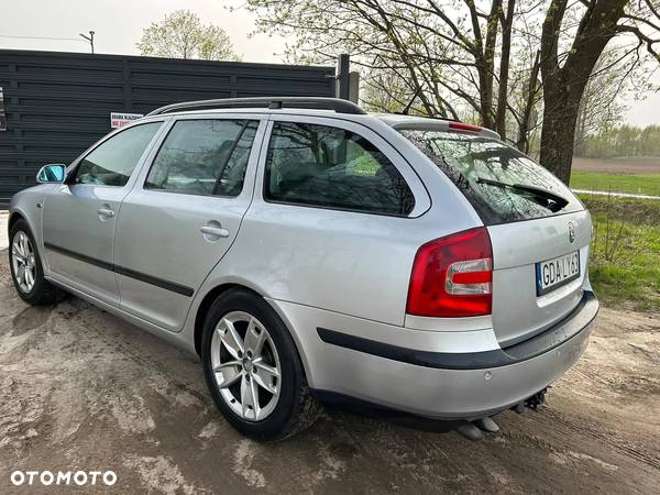 Skoda Octavia 2.0 TDI L&K DSG - 5