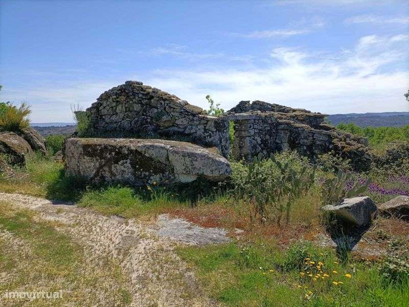Ruina em pedra granito - Grande imagem: 5/8