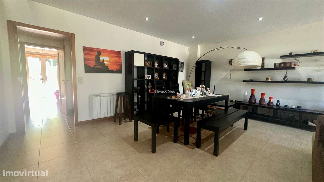 Moradia em Banda T4 Venda em Canedo, Vale e Vila Maior,Santa Maria da-24