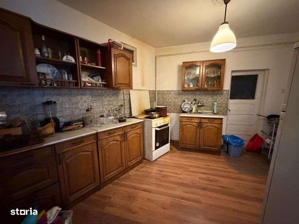 Casa 6 camere Zavoiului, Sector 5-10