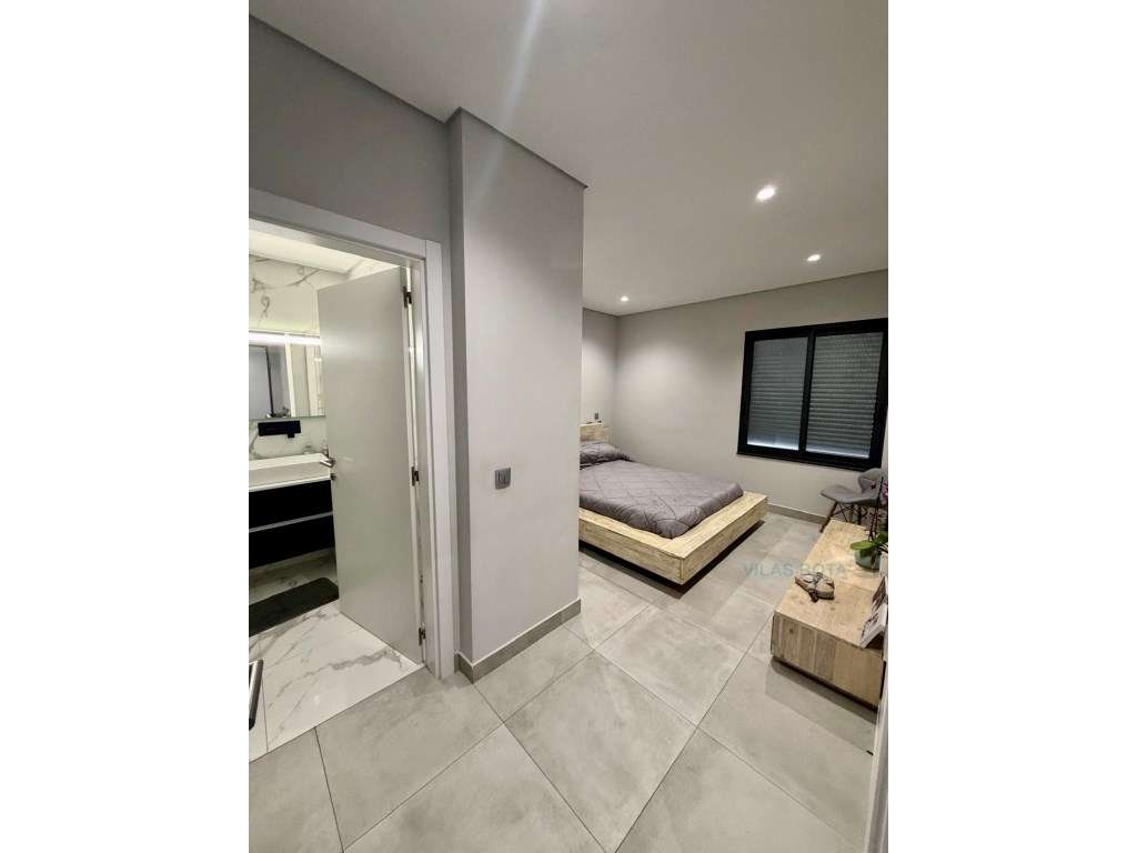 Apartamento T2 em Almancil Moderno com Excelente Localização - Grande imagem: 4/9