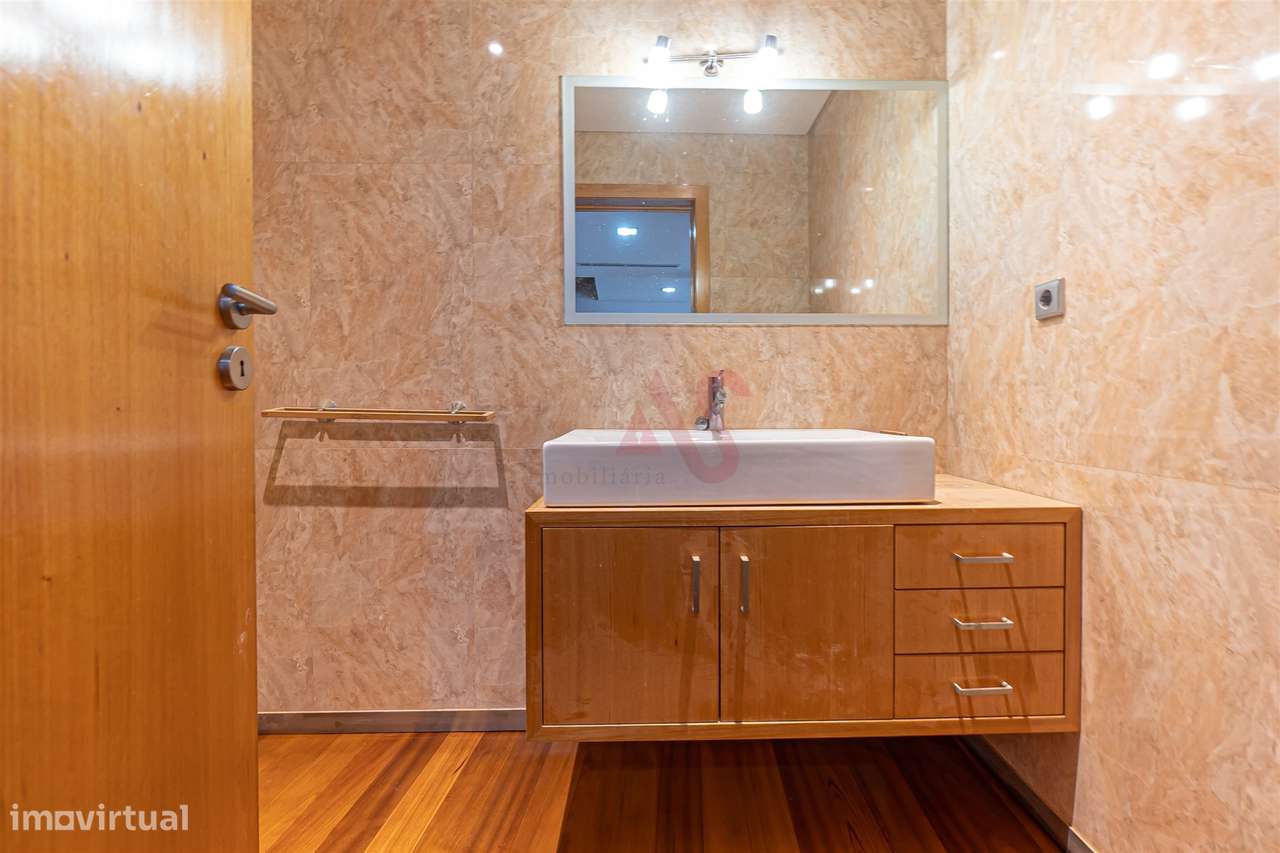 Moradia em Banda T3 em Mesão Frio – Zona Premium de Guimarães-21