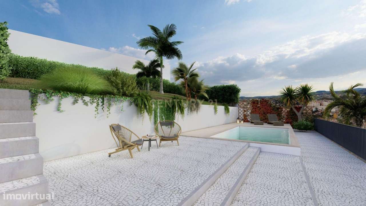 Moradia T4 na Venda do Pinheiro — Elegância, Conforto e Qualidade de V-20