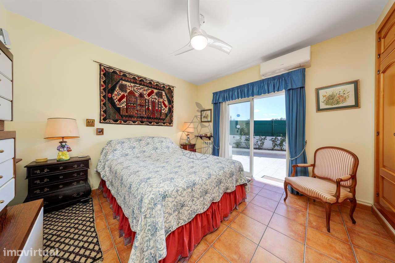 Moradia T4 com Piscina no Sargaçal - Lagos - Grande imagem: 3/60