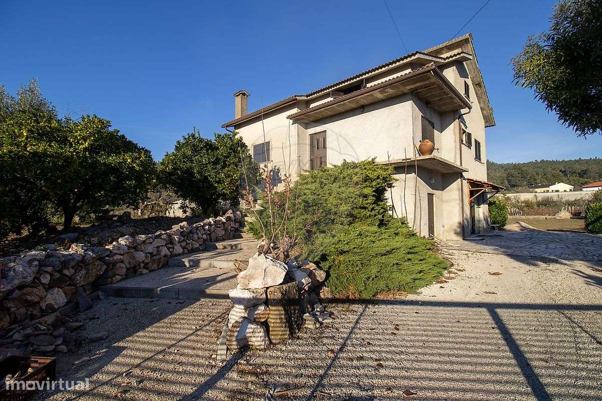 Moradia T4 para venda-44