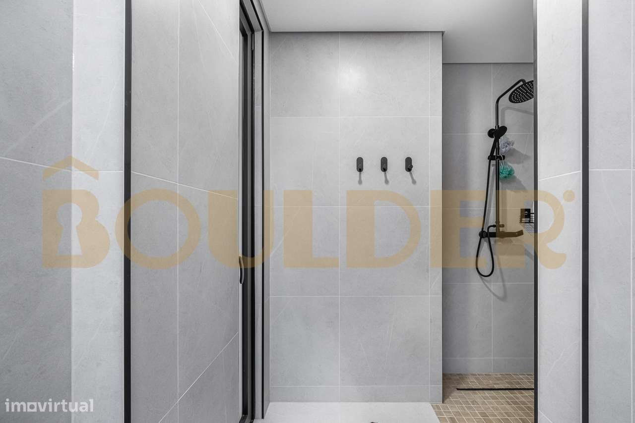 Moradia T4 de Arquitetura Moderna-35