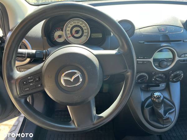 Mazda 2 1.3 Impression - 11