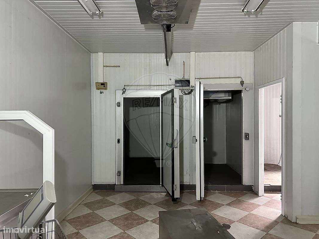 Loja  para arrendamento - Grande imagem: 4/13