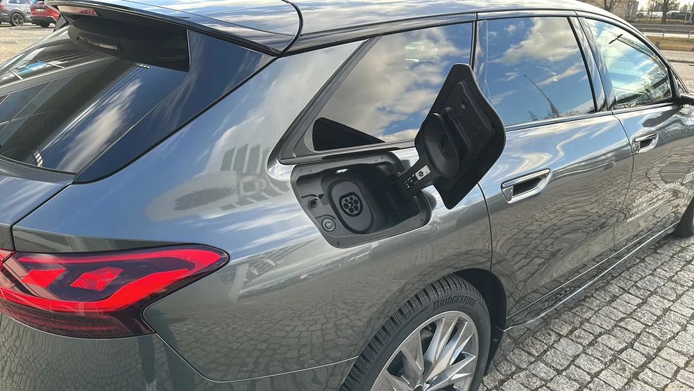 A6 e-tron Avant Performance 367KM Demo