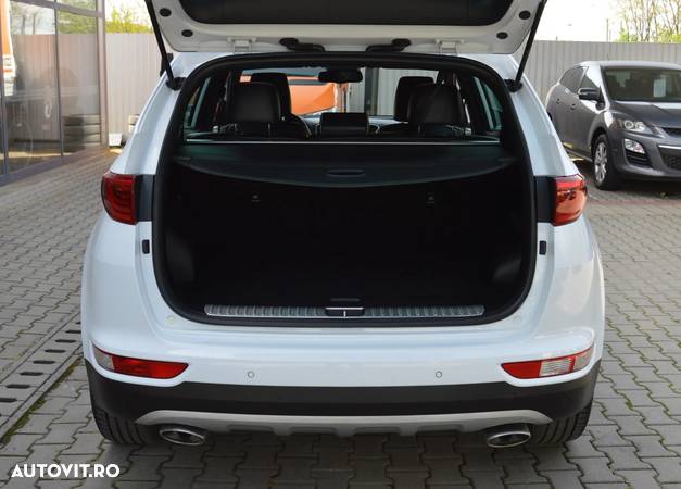 Kia Sportage 2.0 DSL 6MT 4x4 Style - 38