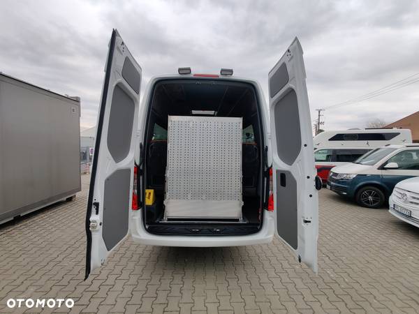 Mercedes-Benz E-Sprinter - 36