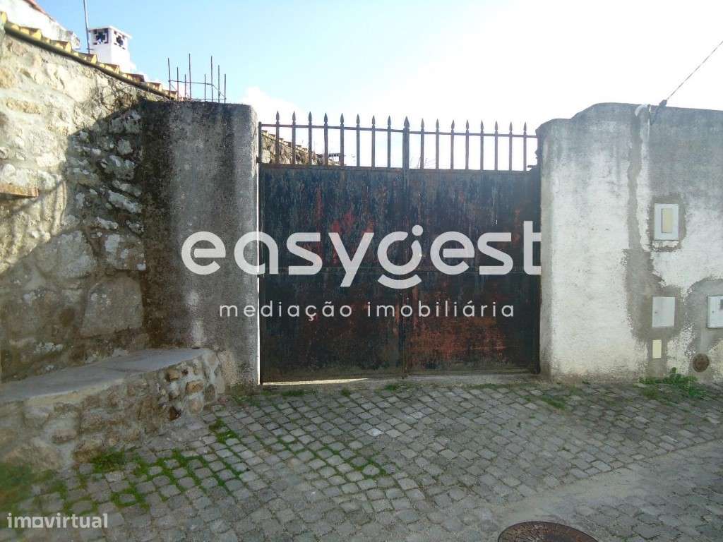 Quintinha rustica tipologia T1 no centro da vila de Alcains - Grande imagem: 3/50