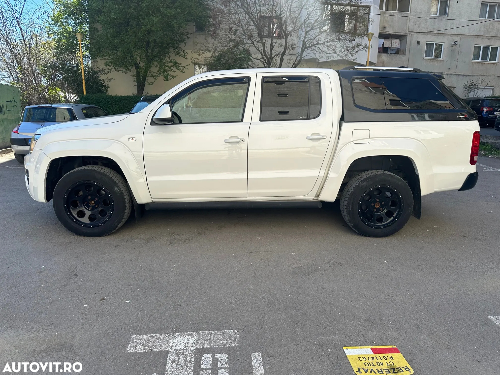 Volkswagen Amarok 2.0 TDI 4x4 Cabina Dubla - 2