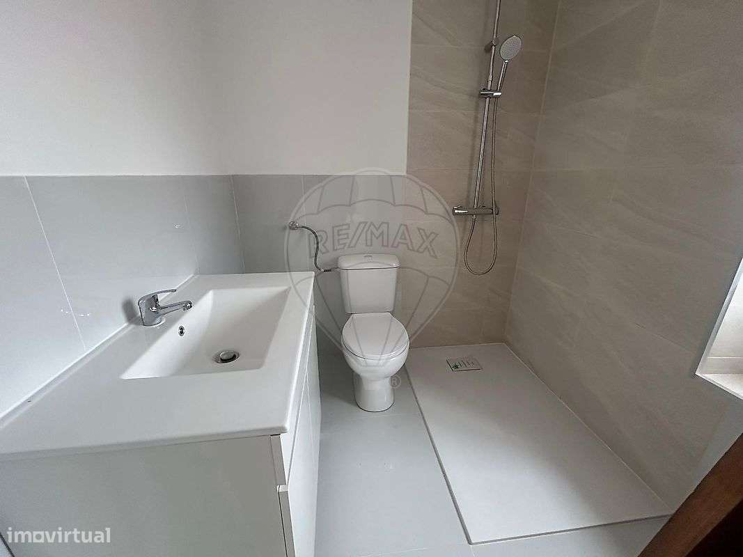 Moradia T2 para venda-6