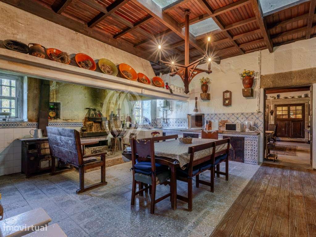 Quinta T4+6 com vista para o Rio Douro, em Baião, Porto-23