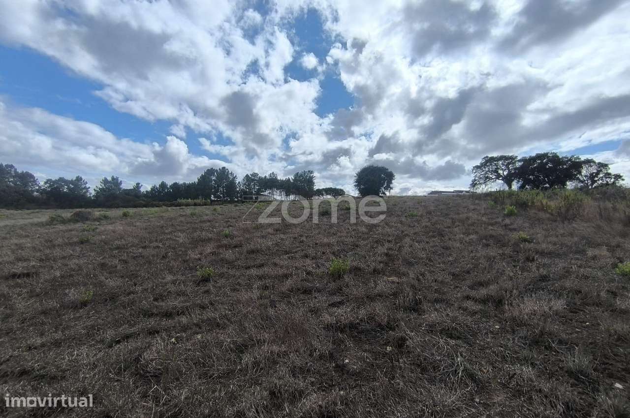 4 Terrenos Área Total de 20.778 m2 - Urbanizável (parcialmente)-10