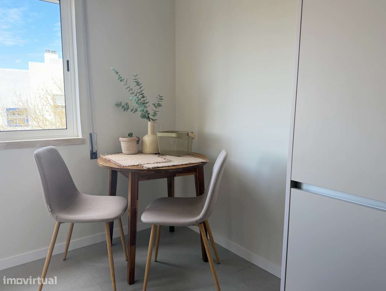 Apartamento T2 Remodelado Carcavelos - Grande imagem: 4/36
