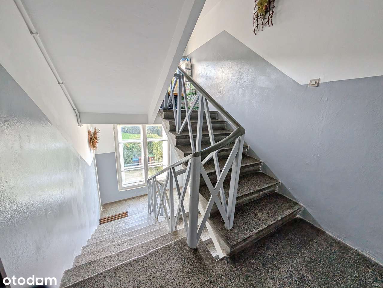 Bezczynszowe mieszkanie na Uroczej-11