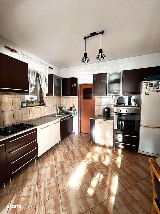 Exclusivitate! Casa individuala 218 mp, teren 575 mp, Dambul Rotund - Imagine principală: 5/19