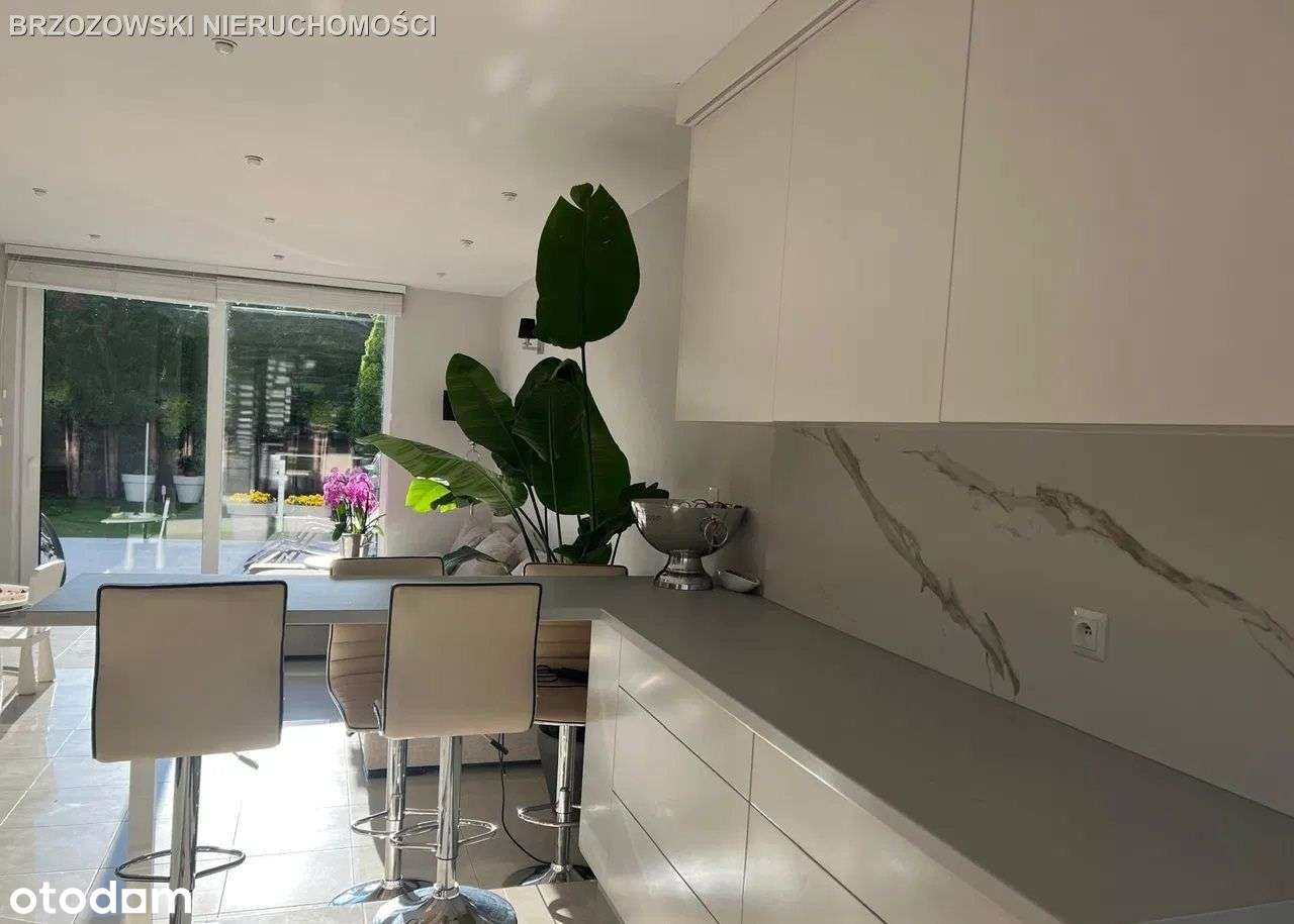 Nowa Iwiczna, 177 m2,5 pok, działka 274 m2, 2000 r-3