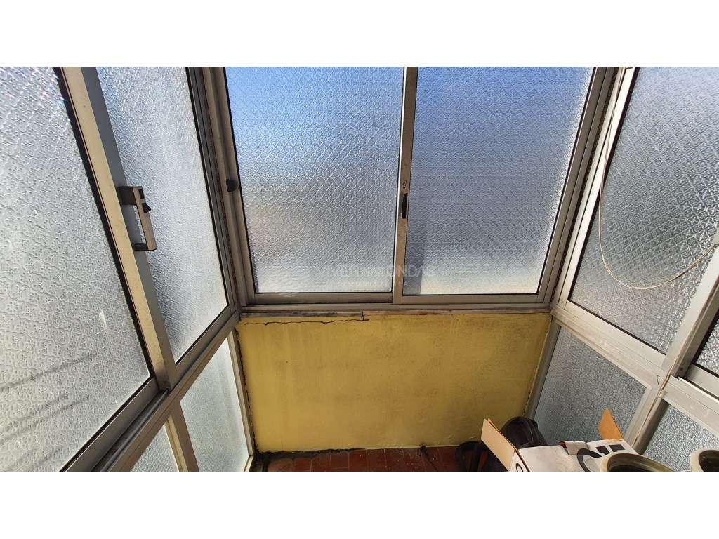 Apartamento T2 na Sobreda. - Grande imagem: 5/21