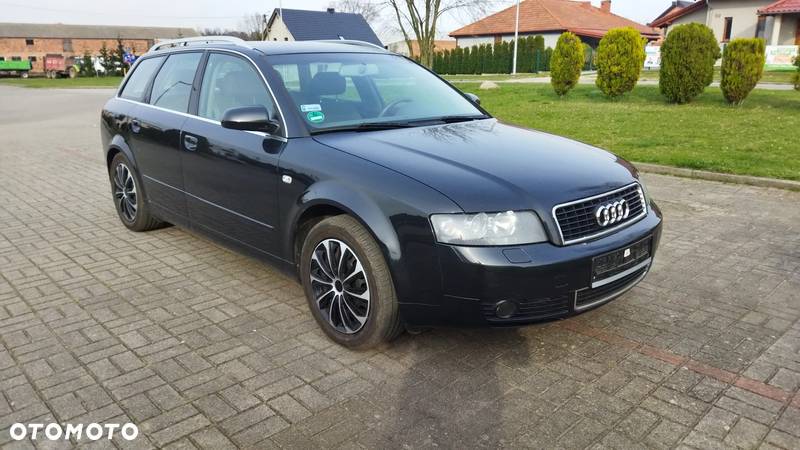 Audi A4 Avant 2.4 - 1