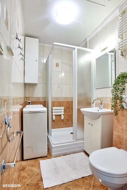 Dwa pokoje na parterze przy metrze Imielin-7