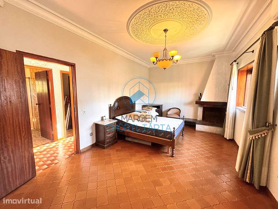 Moradia T3 com jardim e terreno | Lousado-32