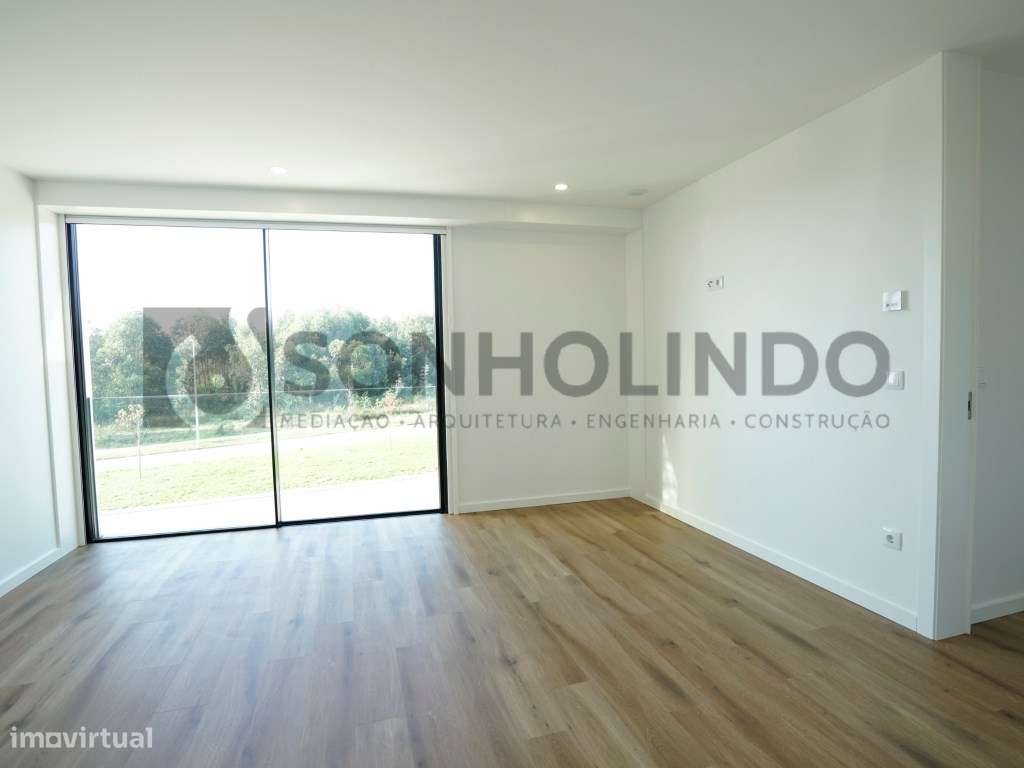 Apartamento T4 + escritório com luz direta, terraço com 153,10m2 e ...-25