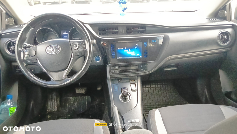 Toyota Auris - 16