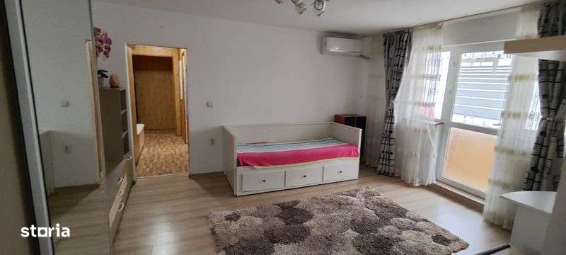 Apartament de Inchiriat - Imagine principală: 4/4