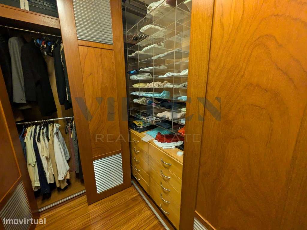 Moradia T5 de Luxo em São Romão do Coronado-35