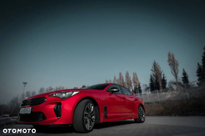 Kia Stinger 2.0 T-GDI GT Line - 2