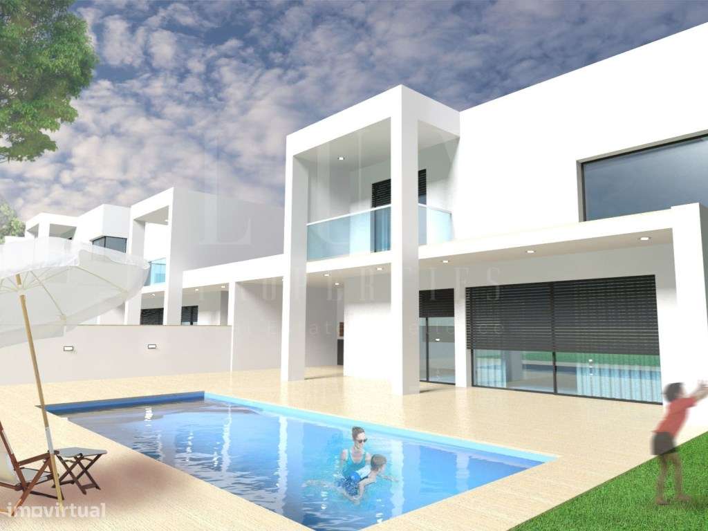 Terreno com projeto Aprovado | 2 Moradias - Grande imagem: 1/11