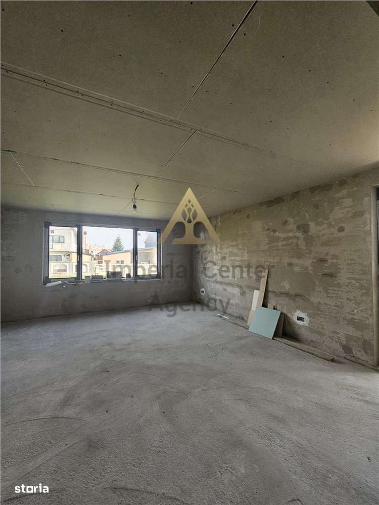 CASA P+ 1E  si  TEREN 500 MP DE VANZARE IN ANDRASESTI-9