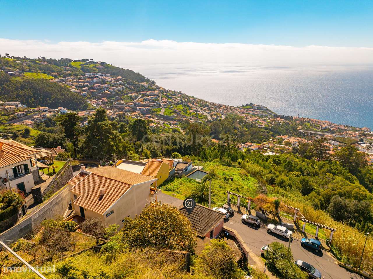 Moradia T3 Centenária em São Gonçalo com Vista sobre o Funchal-18